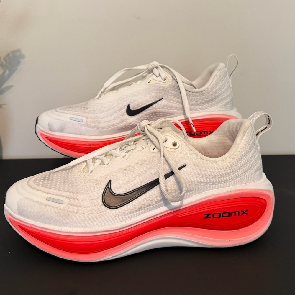 Nike Volmero Plus Women’s Sz 8.5 Men’s Sz 7